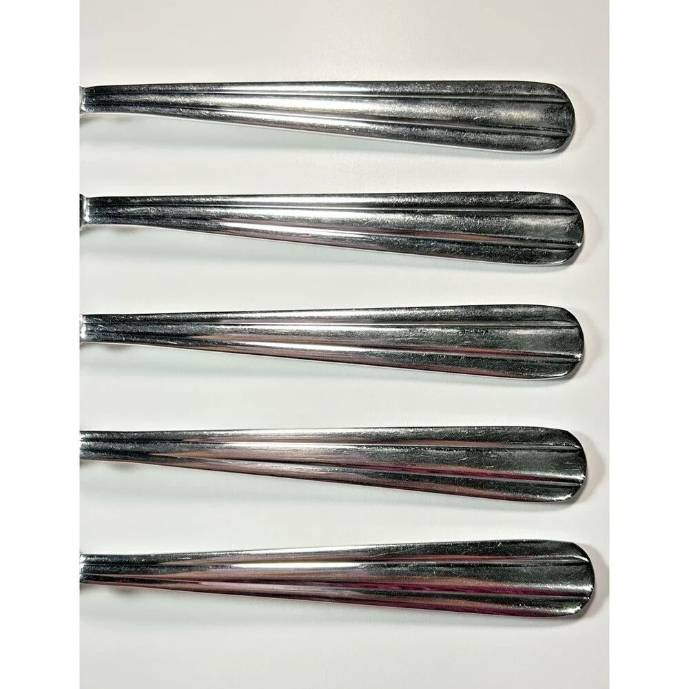 ONEIDA Unity Stainless USA ,Set of 5  8.5